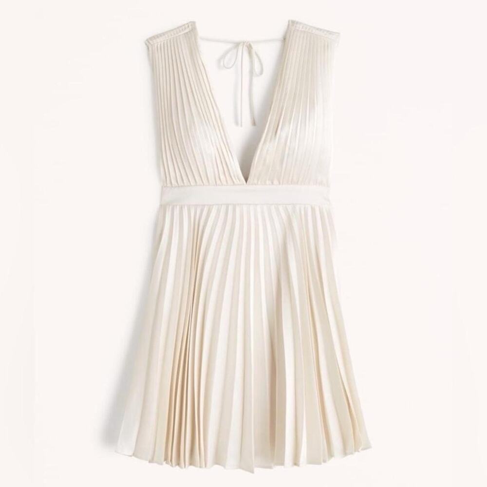 Abercrombie and Fitch cream pleated mini dress